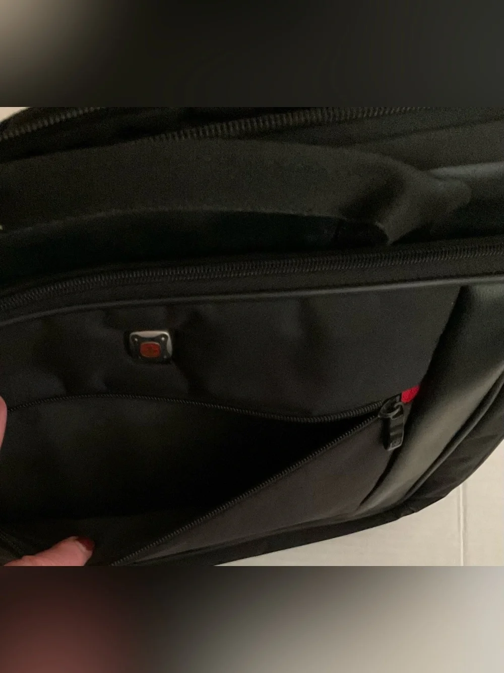 Wenger Swiss Tech Black Padded Laptop Messenger Bag 15x12